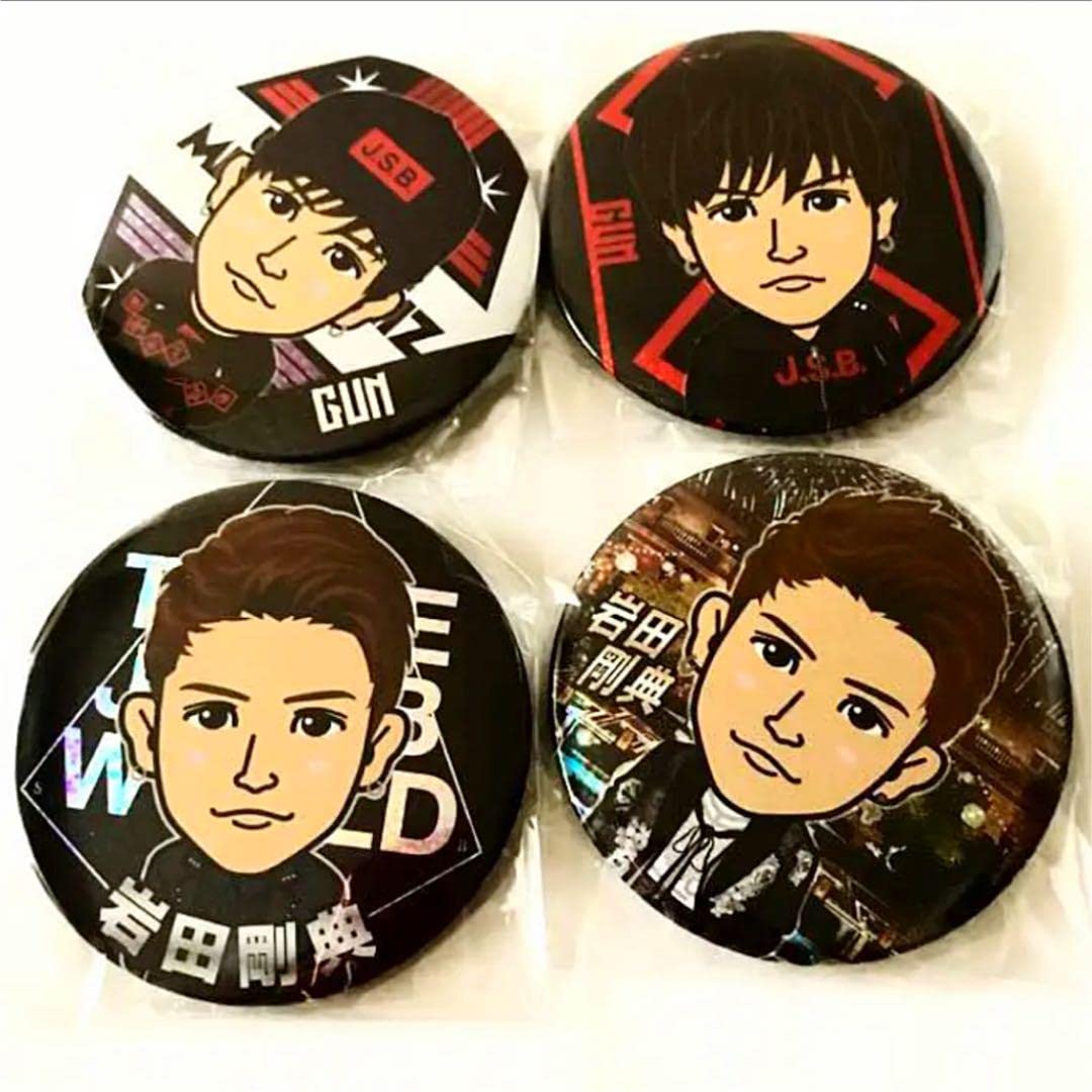 岩田 缶バッチ : 岩田剛典 缶バッジ 実写 ARTLE ガチャ 缶バッチ JKT